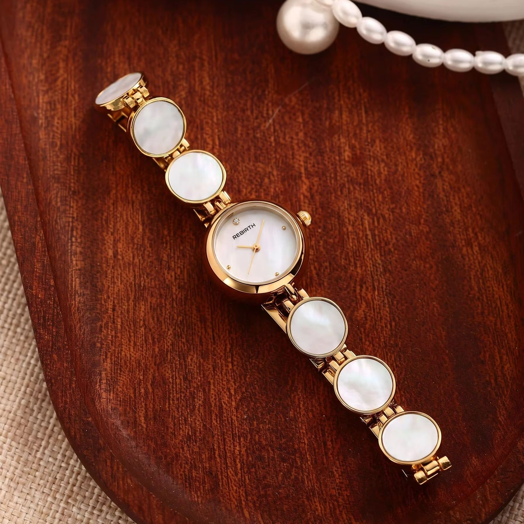 라이트 럭셔리 네잎 클로버 다이아몬드 장식 여성용 쿼츠 - Jewelry Watches Luxury 리뷰 및 가격